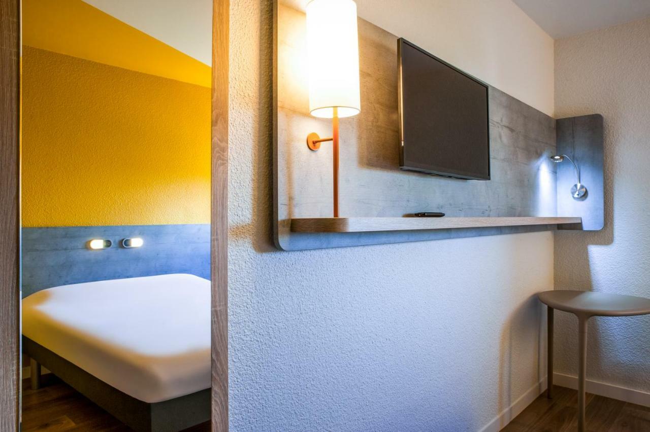 Ibis Budget Fontainebleau Avon Exteriör bild